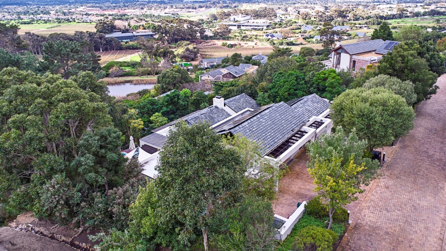 4 Bedroom Property for Sale in Steenberg Golf Estate Western Cape